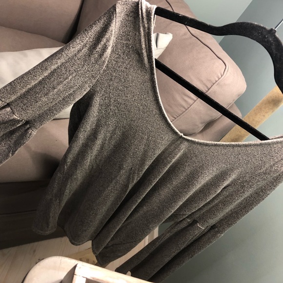 DESIGN LAB  L&T....... flowing arm sweater - Picture 7 of 8